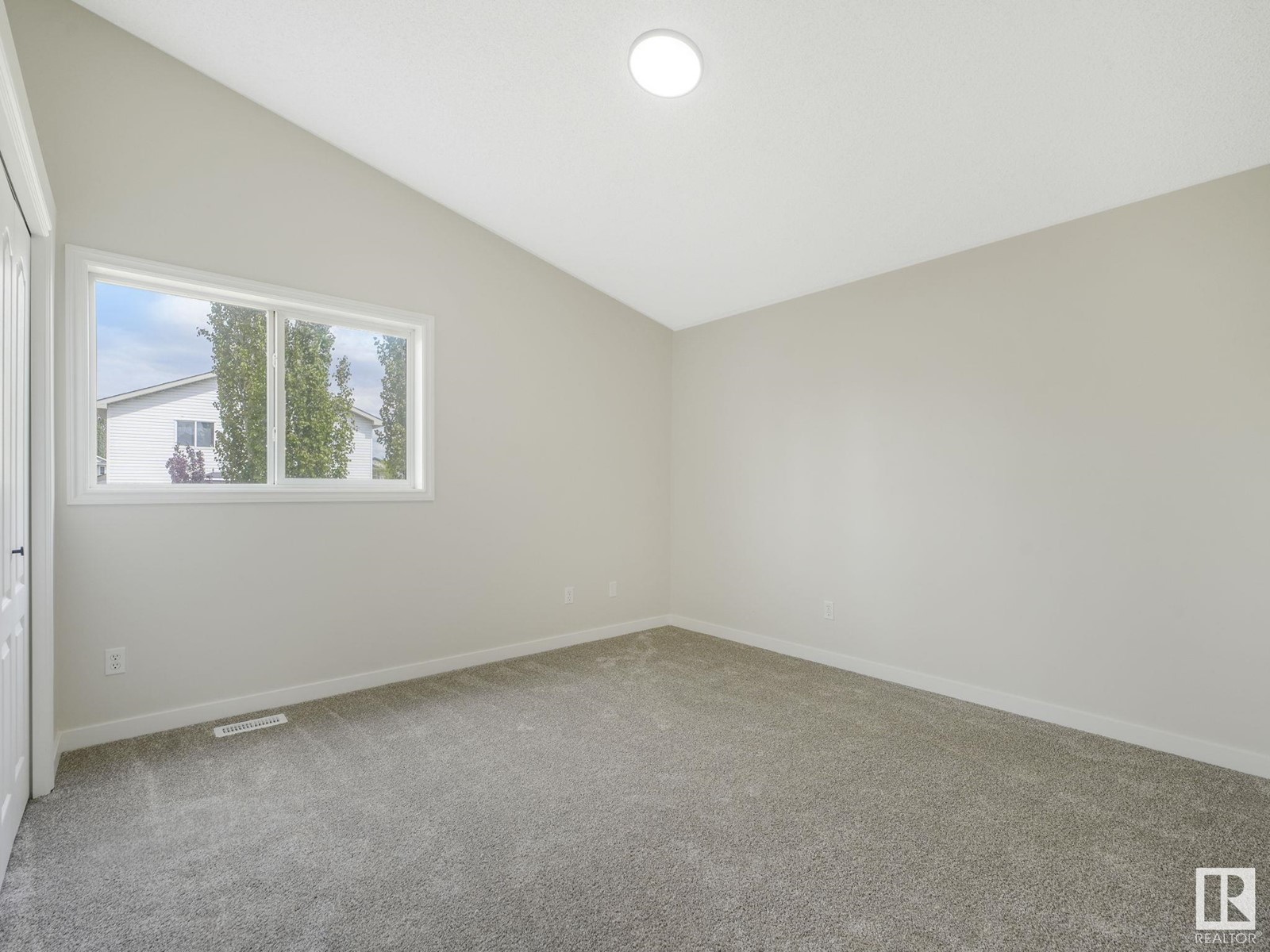 Property at 2006 Garnett WY NW image 3
