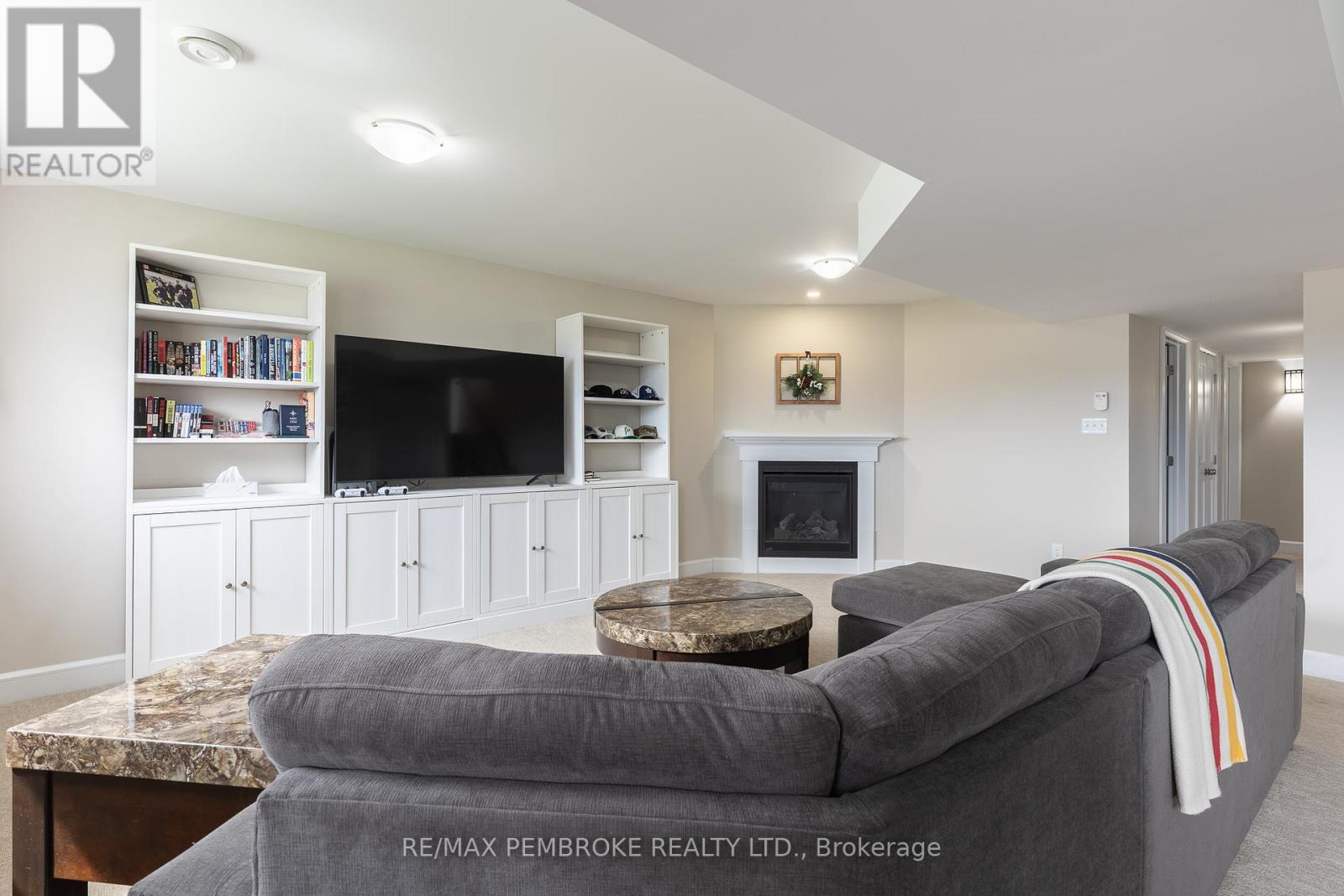 14 Liam Street, Petawawa, Ontario  K8H 0G6 - Photo 35 - X12157630