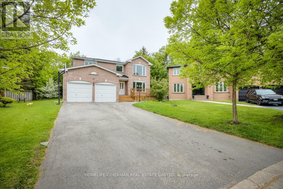 31 CADY COURT, Aurora, Ontario