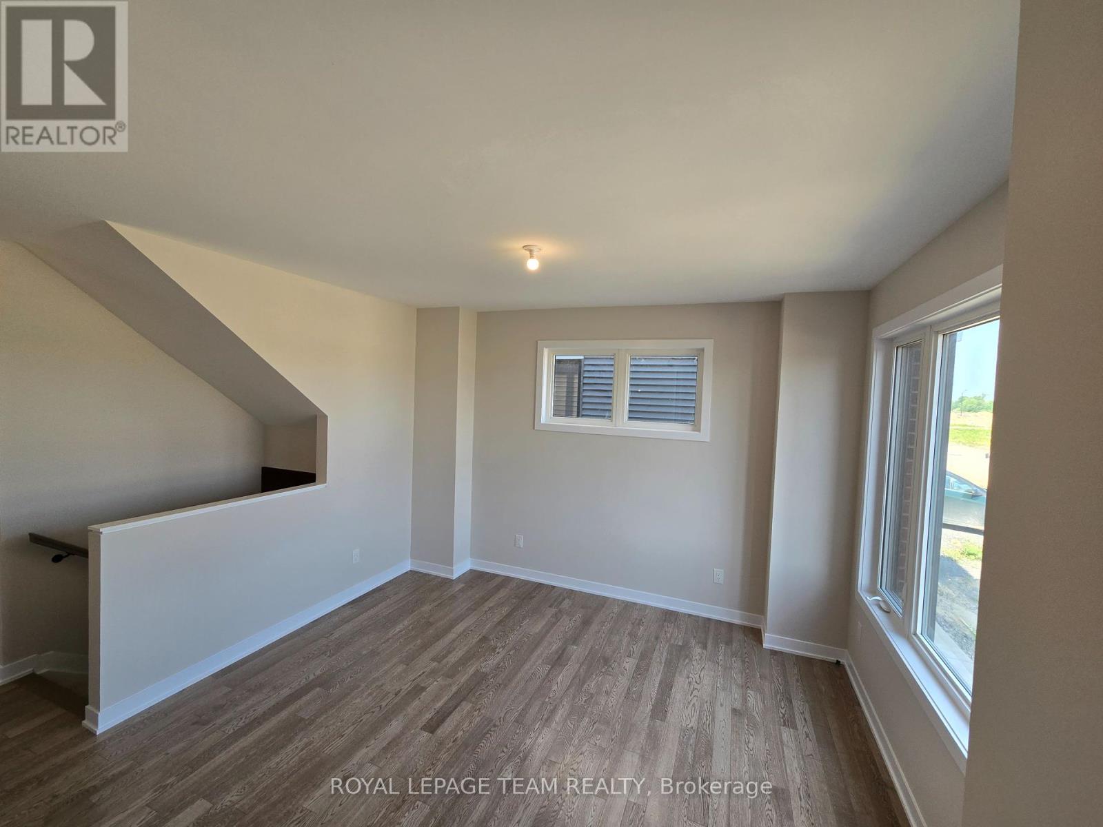 394 Peninsula Road, Ottawa, Ontario  K2J 7M5 - Photo 29 - X12090665