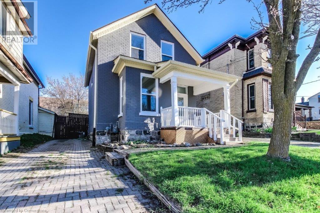 Property at 315 SIMCOE Street image 1