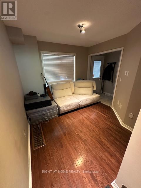3169 Joel Kerbel Place, Mississauga (Applewood), Ontario  L4Y 0B1 - Photo 12 - W12157640