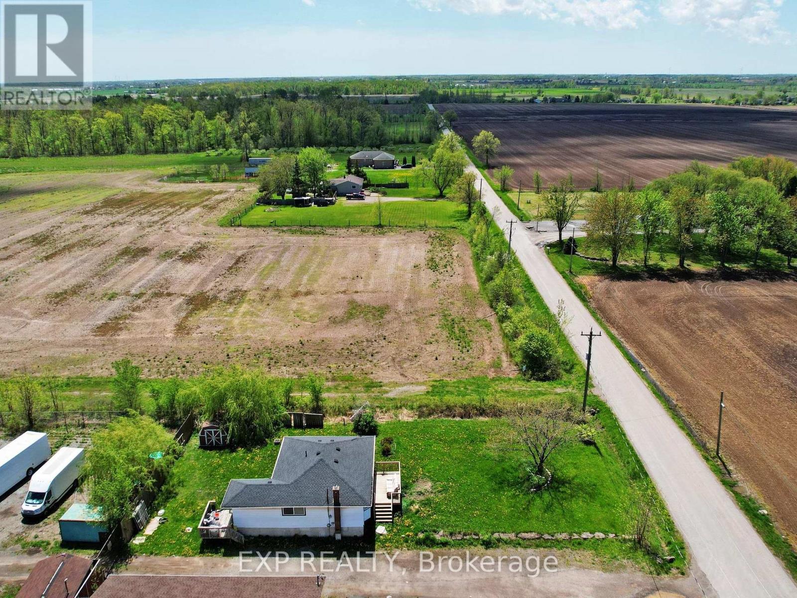 203-205 Alway Road, Grimsby, Ontario  L3M 4E7 - Photo 2 - X11987578
