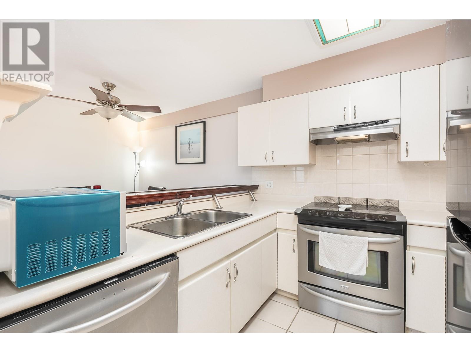 330 7480 St. Albans Road, Richmond, British Columbia  V6Y 2K6 - Photo 15 - R3004130