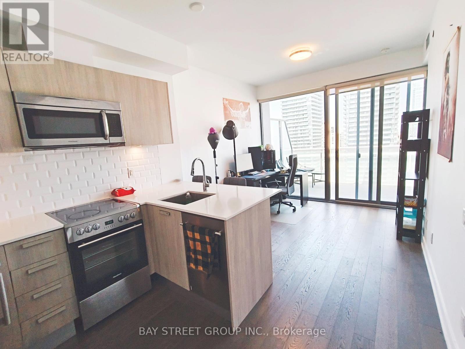 3109 - 57 St. Joseph Street, Toronto, Ontario  M5S 0C5 - Photo 8 - C12157653