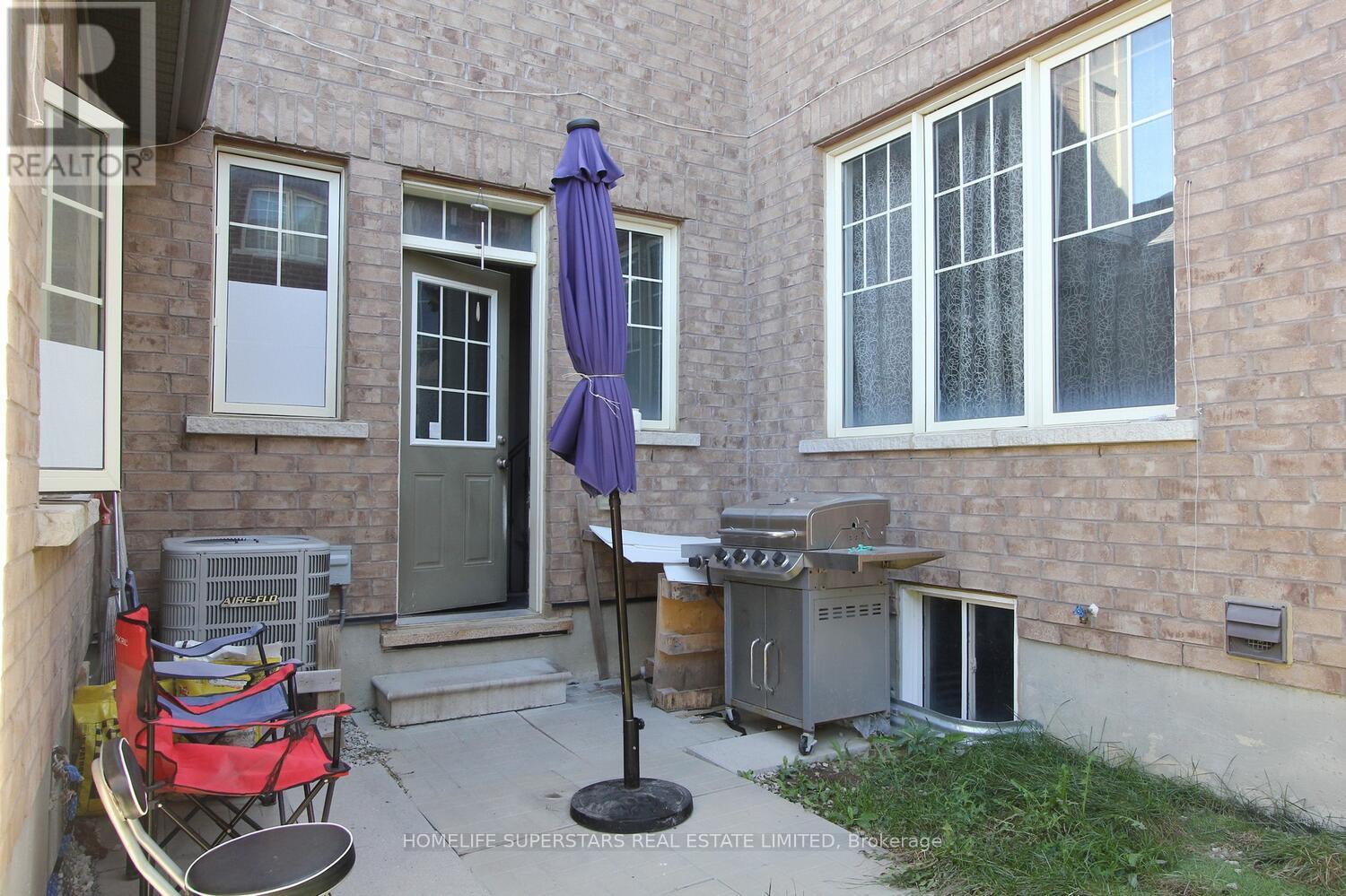 80 Saint Dennis Road, Brampton, Ontario  L6R 3W7 - Photo 32 - W12042908