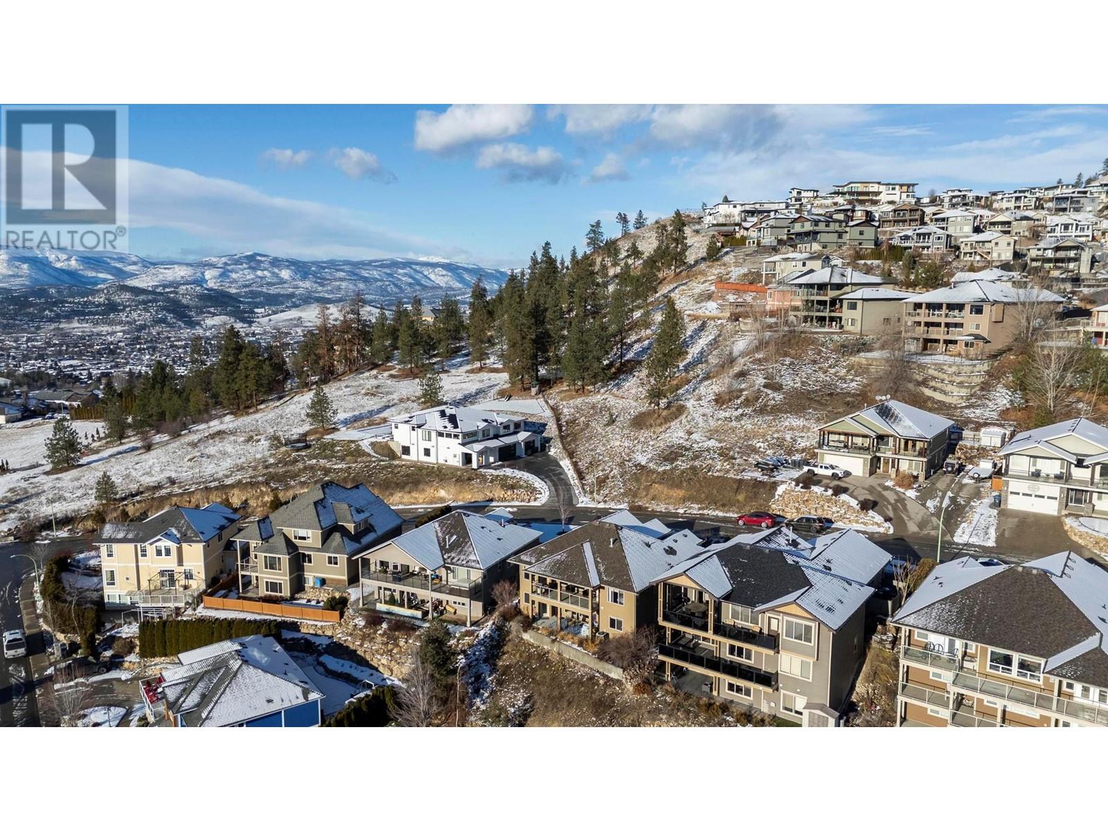 1347 Wilmot Avenue, Kelowna, BC V1P1P5