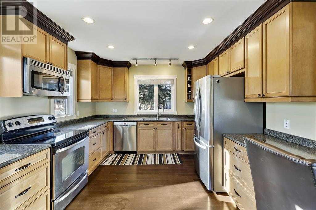Property at 2804 1 Avenue NW image 5