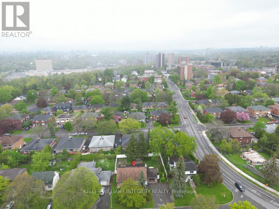 1077 Richard Avenue, Ottawa, Ontario  K1H 8C3 - Photo 10 - X12157655