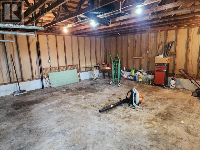 8140 Centennial Drive, Powell River, British Columbia   - Photo 19 - 18982