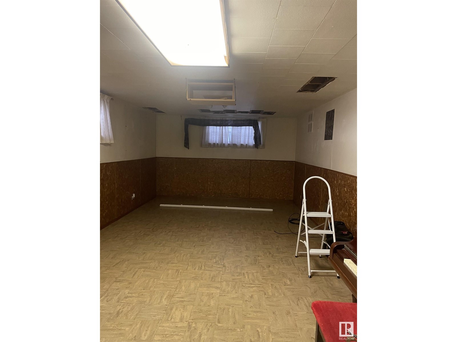9321 72 Av Nw, Edmonton, Alberta  T6E 0Y3 - Photo 17 - E4437314