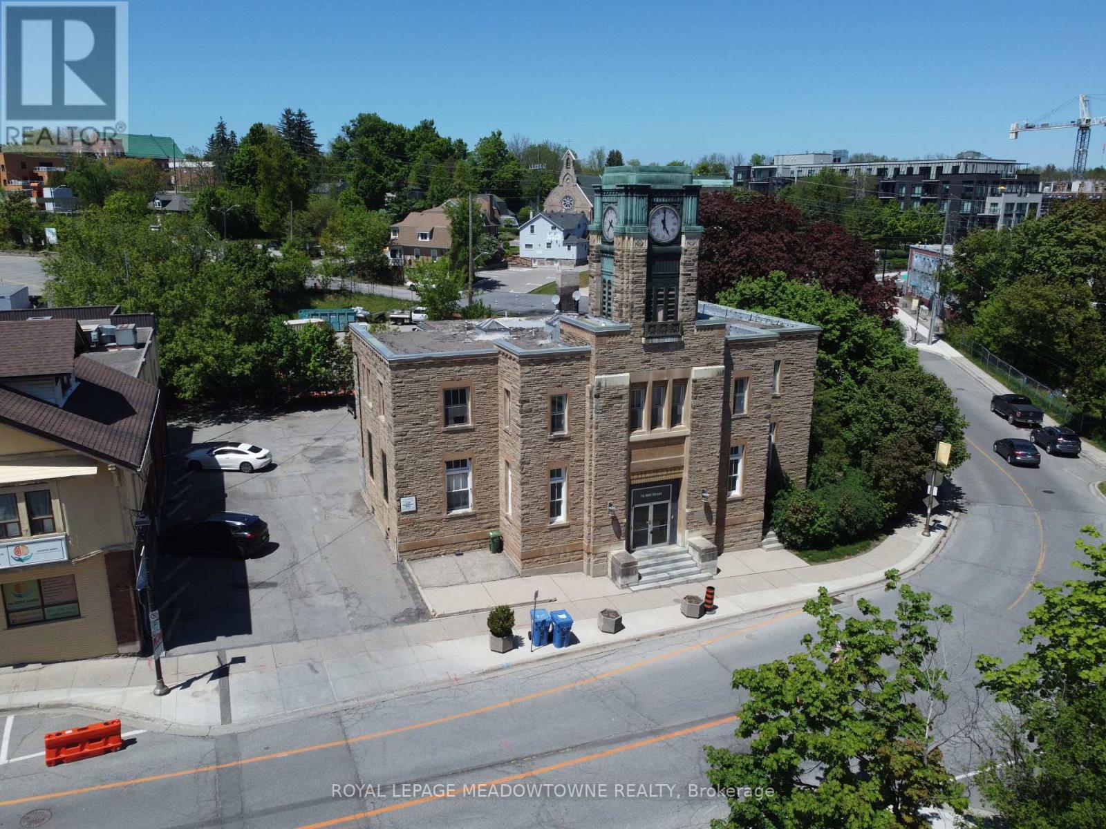 70 MILL STREET, Halton Hills, Ontario