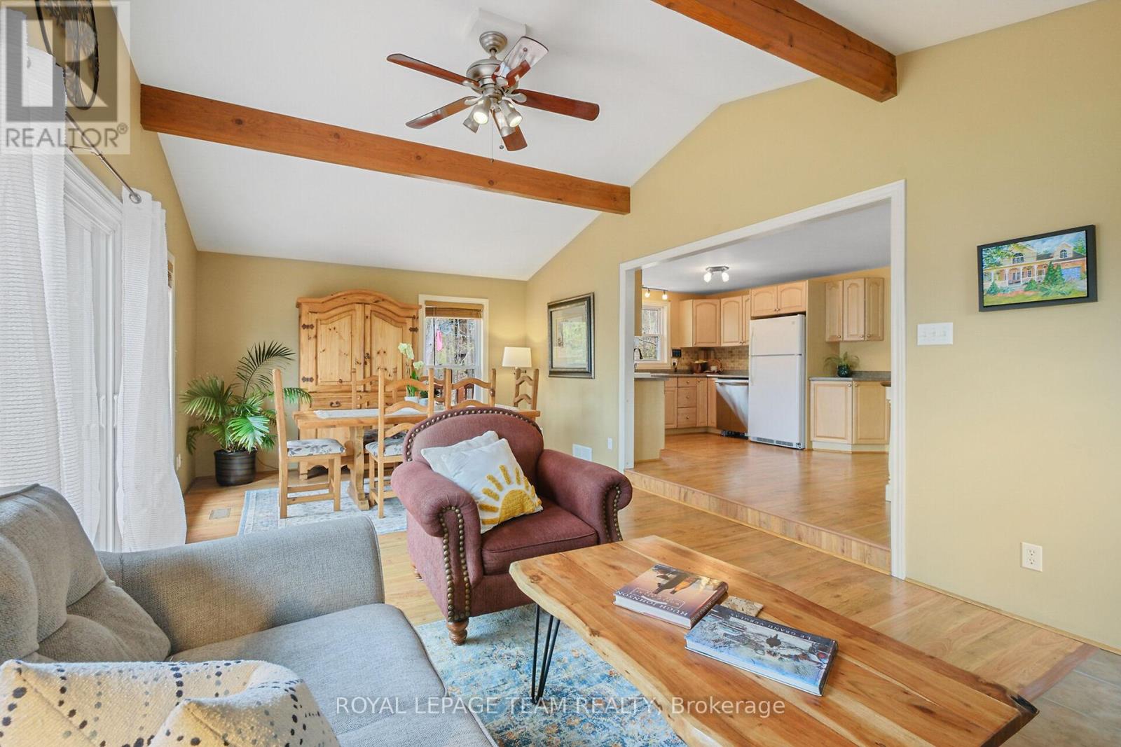 371 Kennedy Road, Greater Madawaska, Ontario  K0J 1H0 - Photo 7 - X12135748