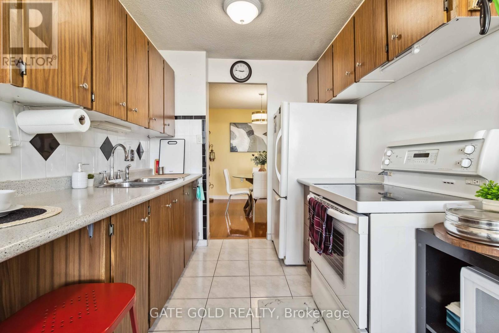 2510 - 18 Knightsbridge Road, Brampton, Ontario  L6T 3X5 - Photo 17 - W12157625