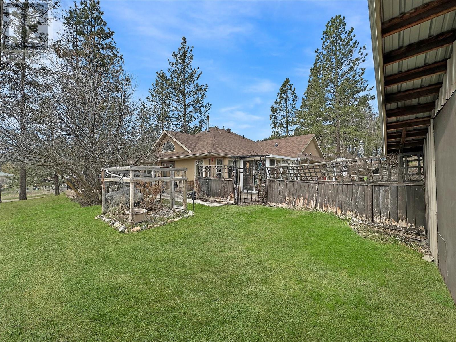 Property at 200 Lind Road image 4
