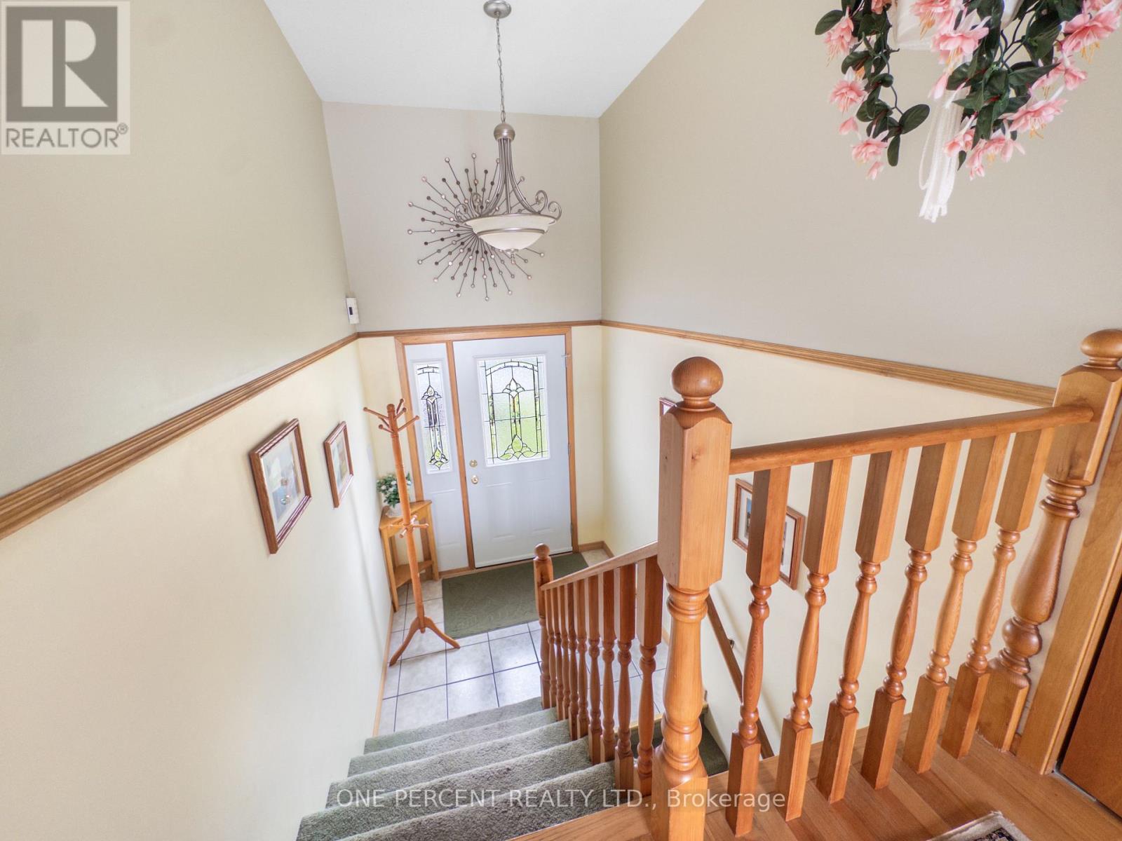 Property at 25 LORAINE AVENUE image 4