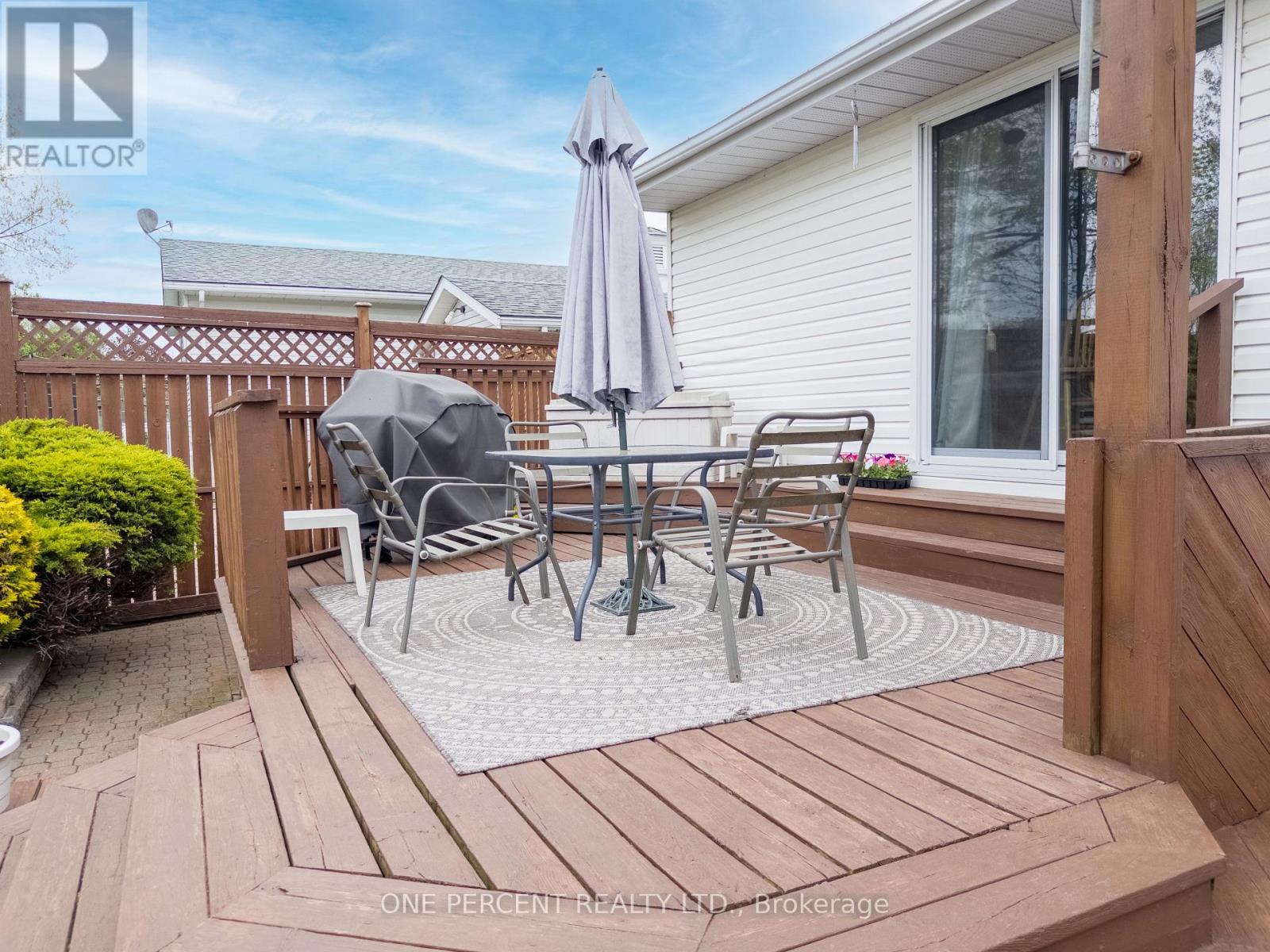 25 Loraine Avenue, Quinte West, Ontario  K8V 6M1 - Photo 27 - X12153714