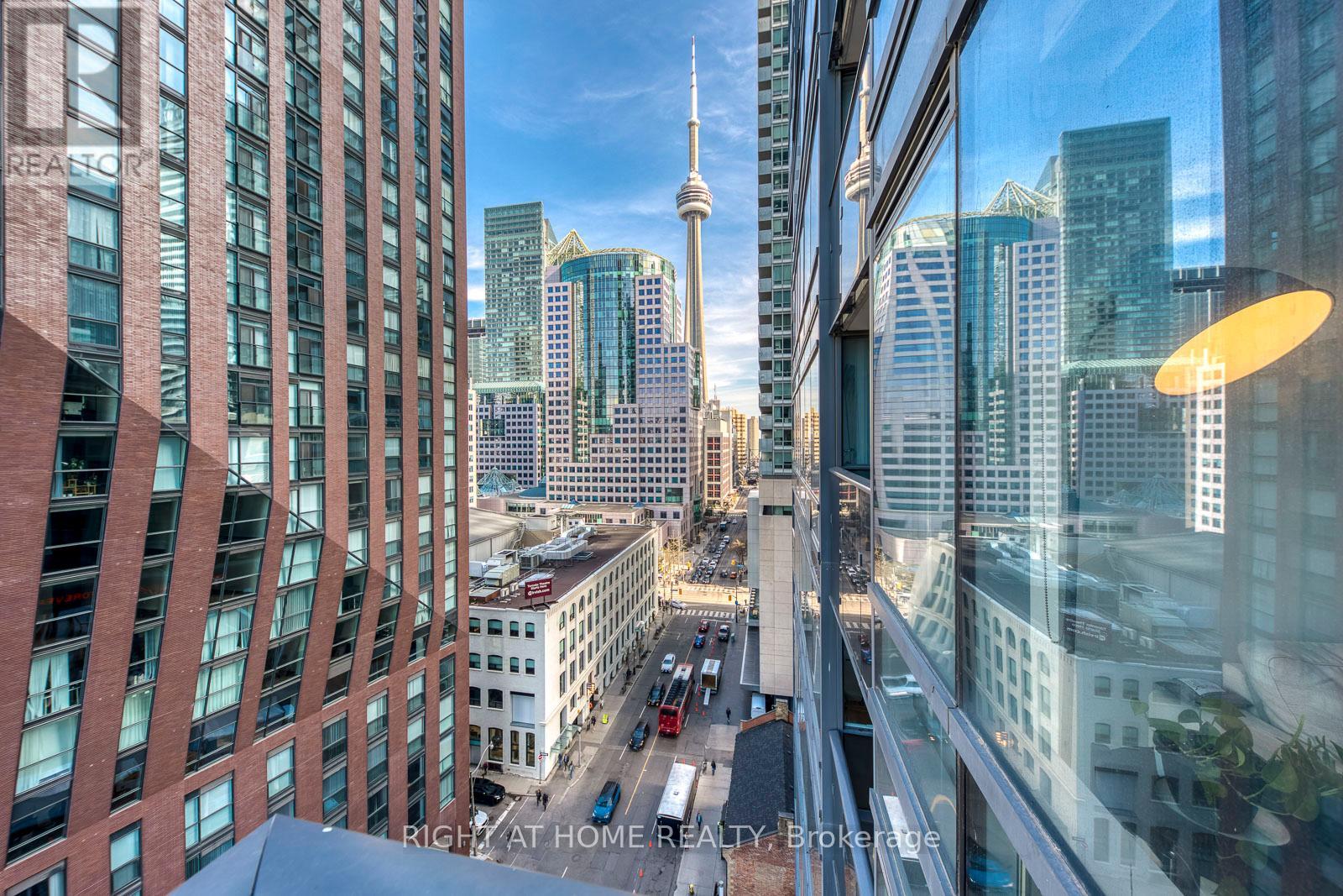 1306 - 295 Adelaide Street W, Toronto, Ontario  M5V 0L4 - Photo 24 - C12157679