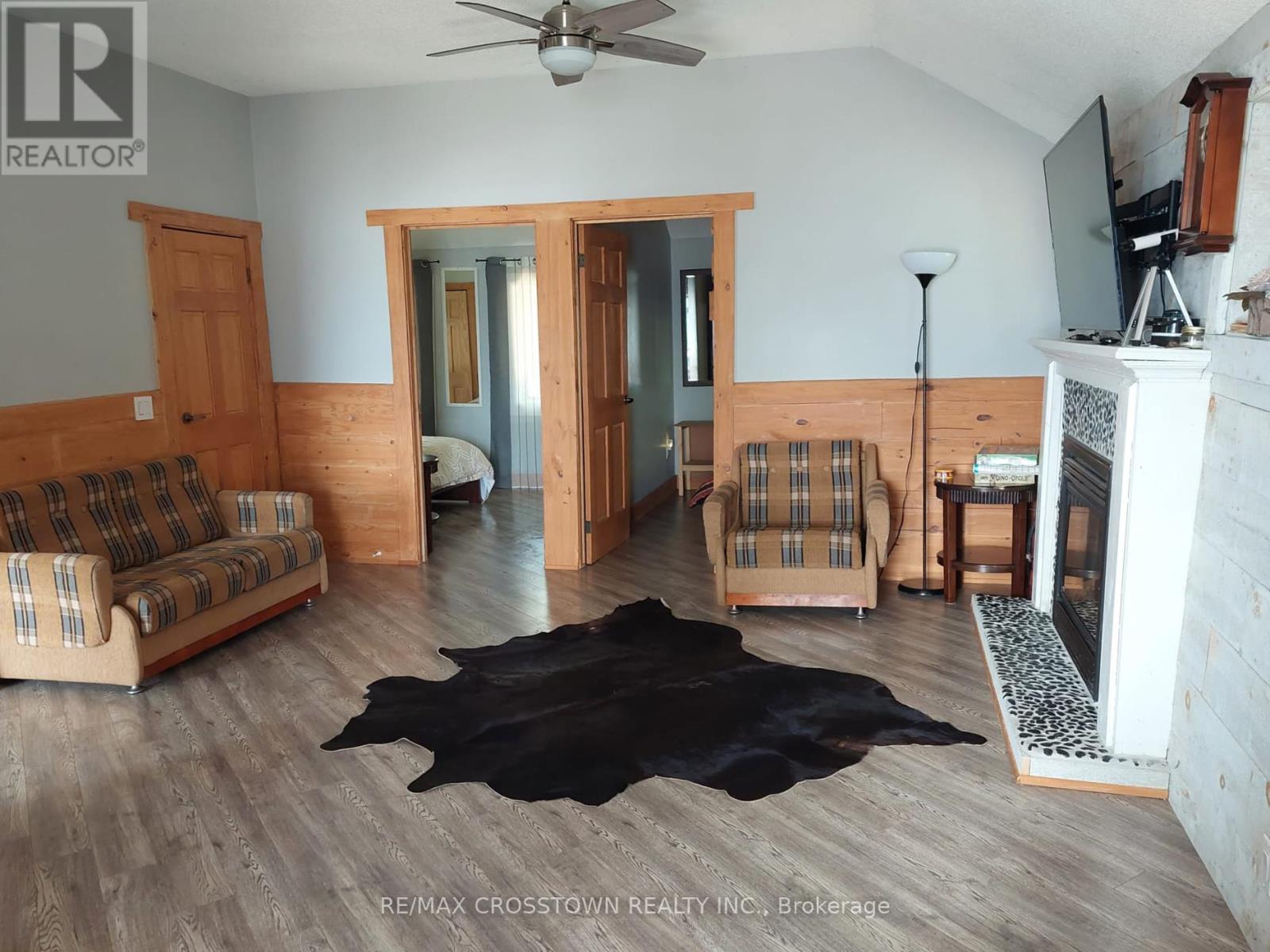 4705 Anderson Avenue, Ramara, Ontario  L3V 6H7 - Photo 6 - S12157686