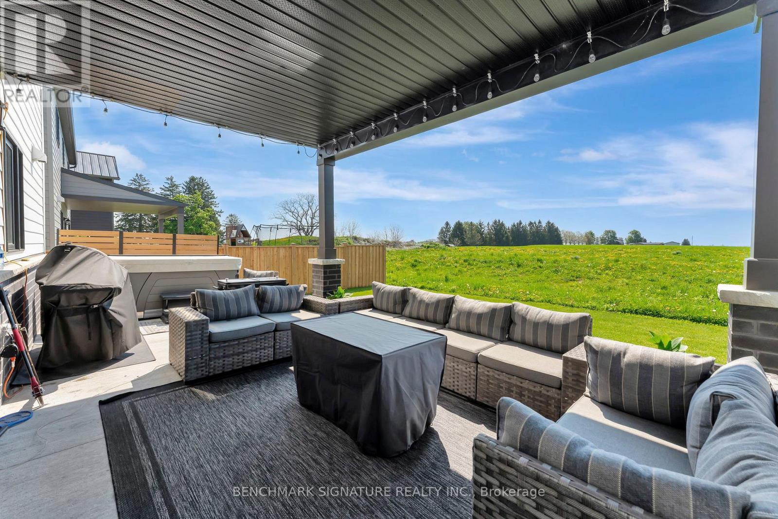 11 Totten Street, Zorra, Ontario  N0J 1J0 - Photo 38 - X12157687