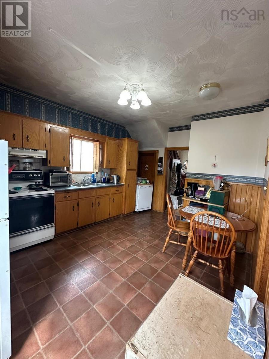 47 Bridge Avenue, Stellarton, Nova Scotia  B0K 1S0 - Photo 5 - 202509337