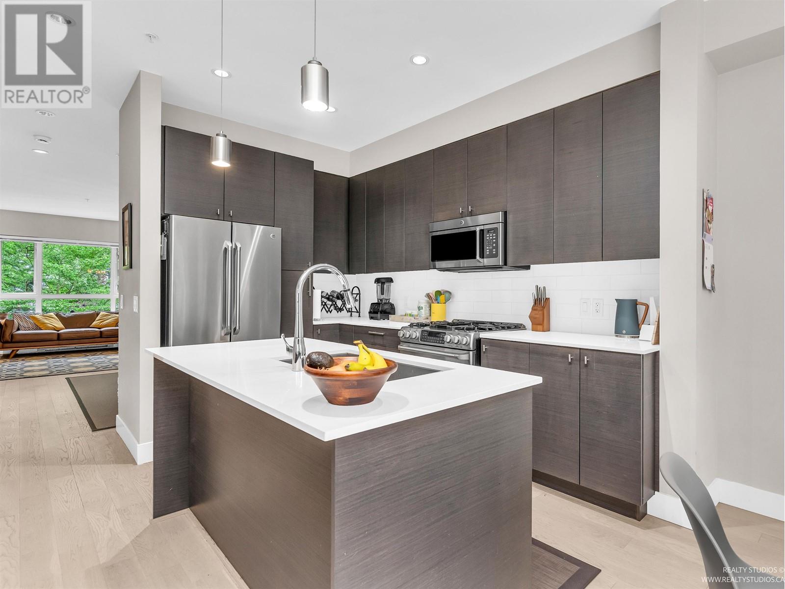 6 238 Camata Street, New Westminster, British Columbia  V3M 0H8 - Photo 12 - R3004141
