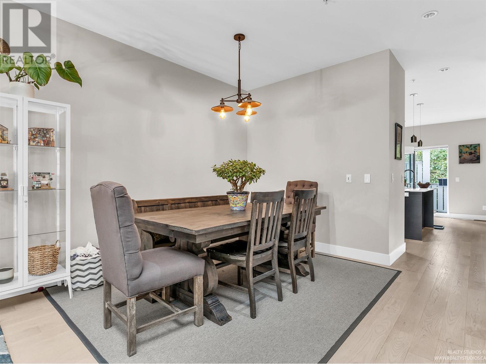 6 238 Camata Street, New Westminster, British Columbia  V3M 0H8 - Photo 8 - R3004141
