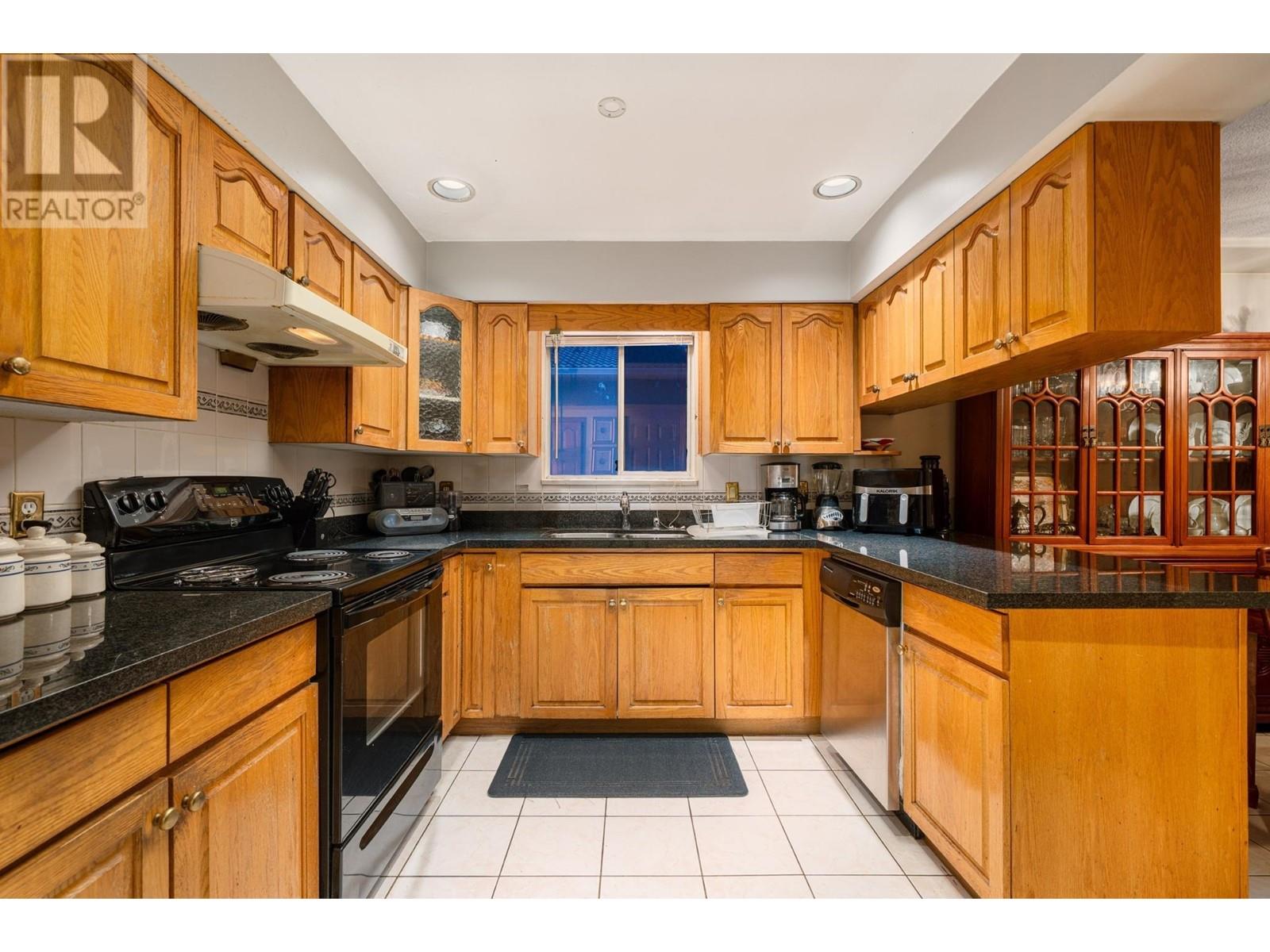 7336 16th Avenue, Burnaby, British Columbia  V3N 1N8 - Photo 9 - R3002636