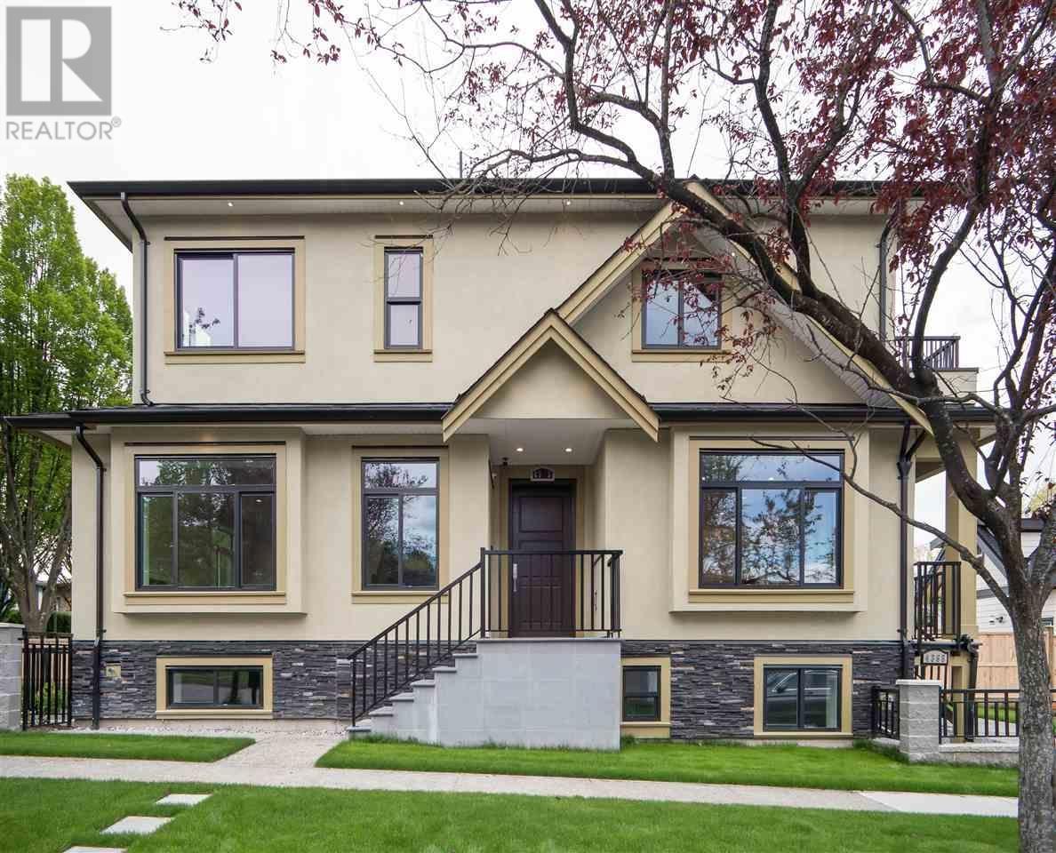 4375 SIDNEY STREET, Vancouver, British Columbia