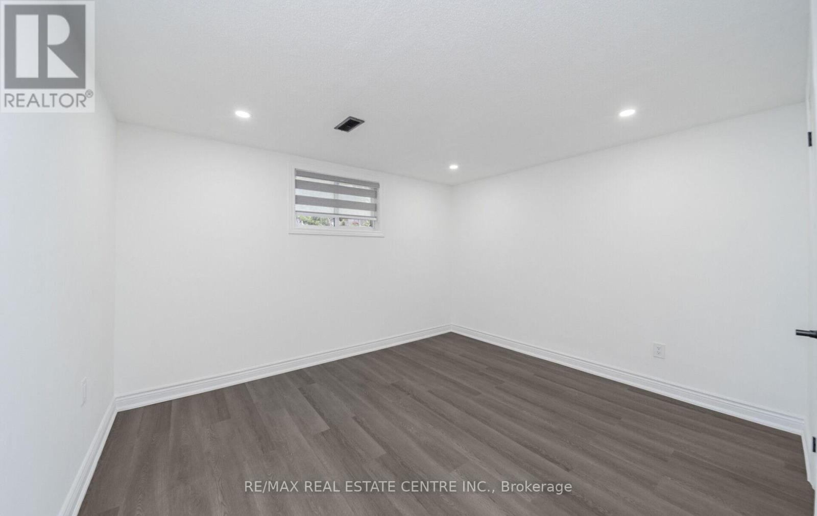 211 Dunsdon Street, Brantford, Ontario  N3R 7H7 - Photo 39 - X12157689