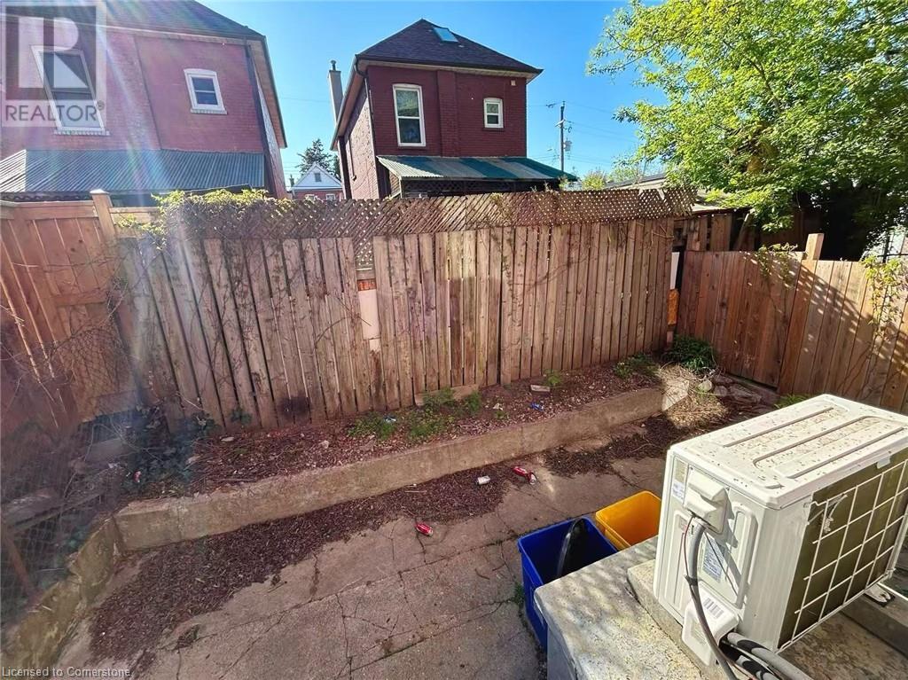 12 Greig Street, Hamilton, Ontario  L8R 2W7 - Photo 14 - 40730047