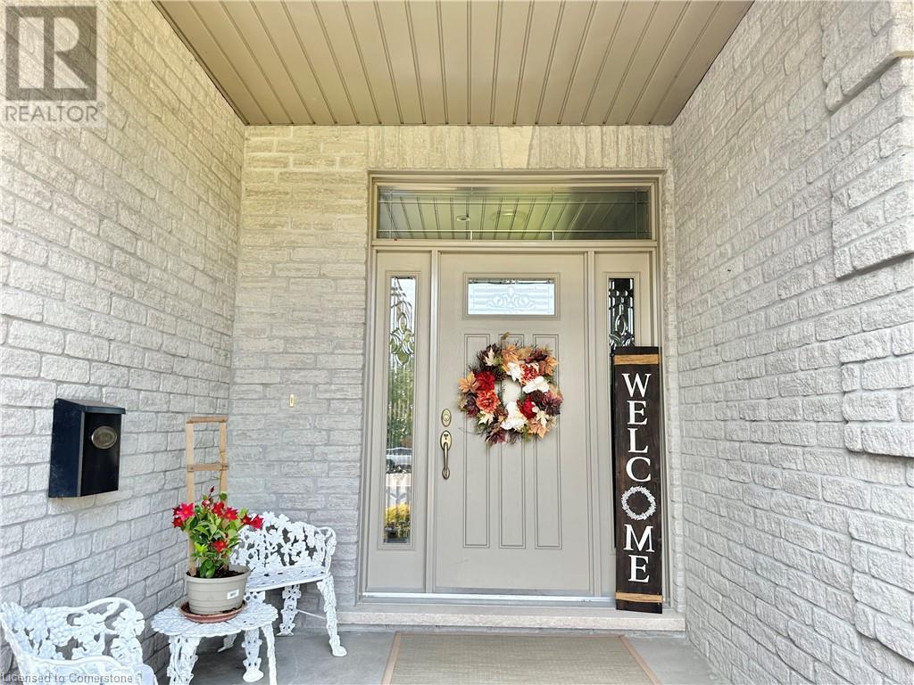 Property at 159 VICTORIA STREET N image 2