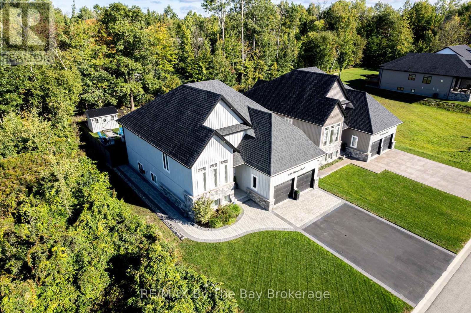 Property at 280 ROBINSON ROAD image 2