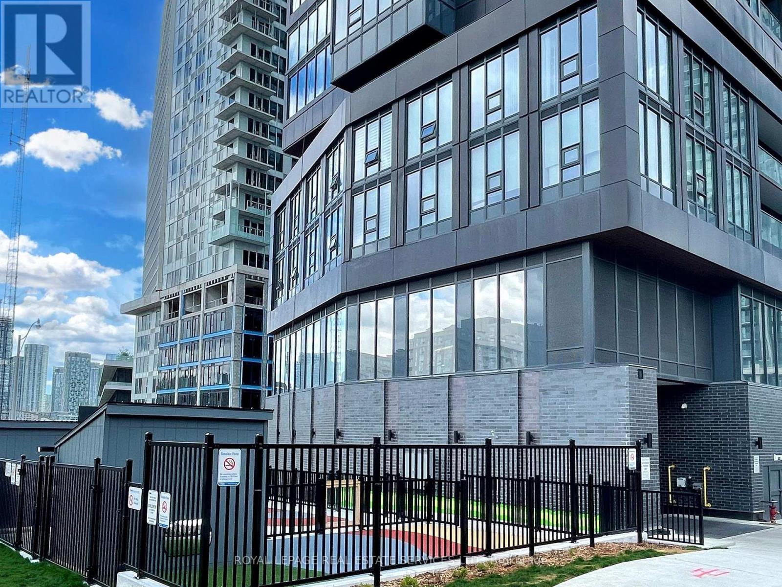 2219 - 19 Western Battery Road, Toronto, Ontario  M6K 3S4 - Photo 29 - C12154122
