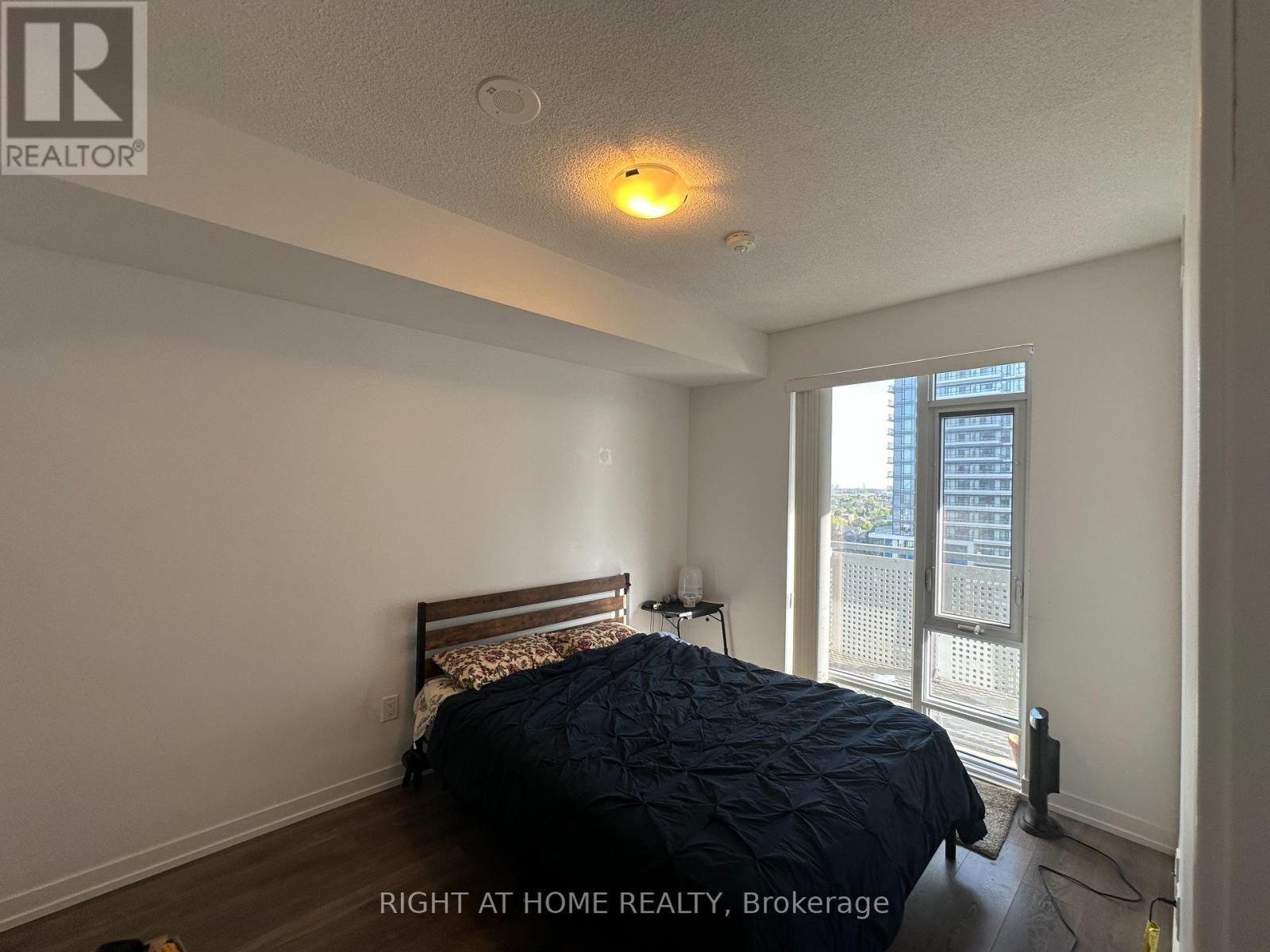 701 - 2520 Eglinton Avenue W, Mississauga, Ontario  L5M 0Y4 - Photo 13 - W12144099