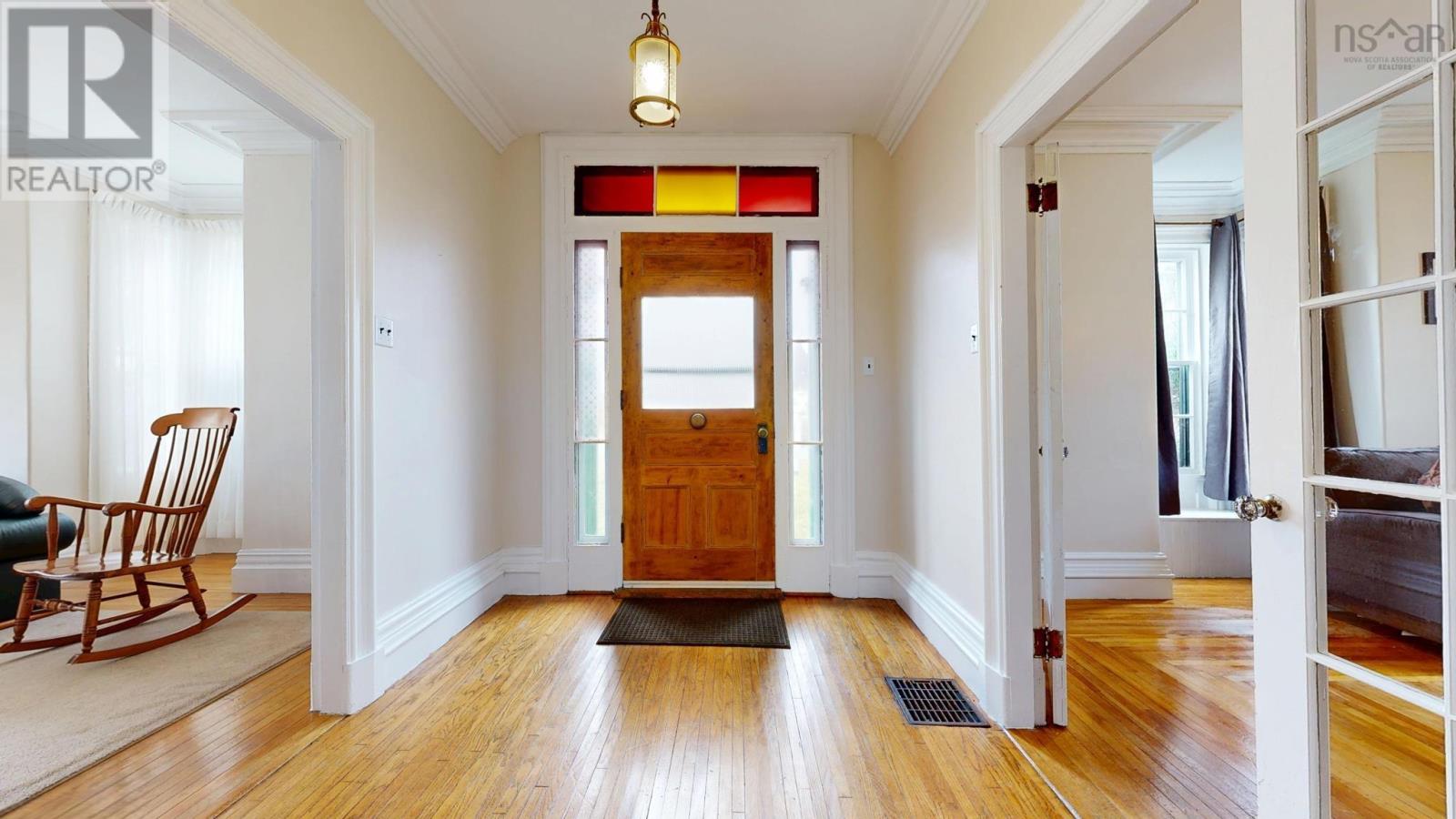 20 North Street, Lockeport, Nova Scotia  B0T 1L0 - Photo 2 - 202507916