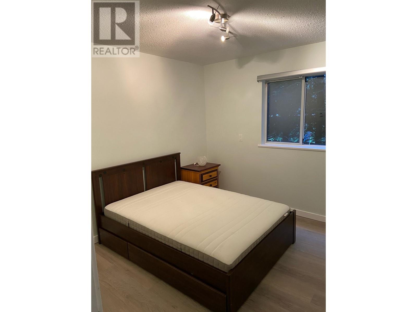 38304 Westway Avenue, Squamish, British Columbia  V8B 0W6 - Photo 9 - R3004121