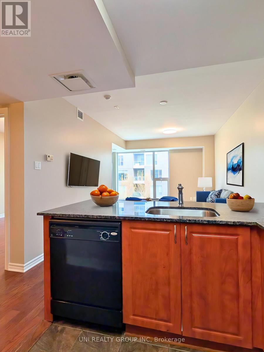 409 - 250 Lett Street, Ottawa, Ontario  K1R 0A8 - Photo 15 - X12153848