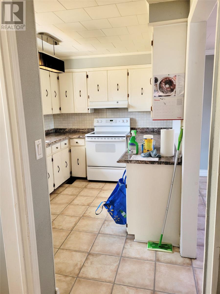 Property at 4 Harbourview Road image 3