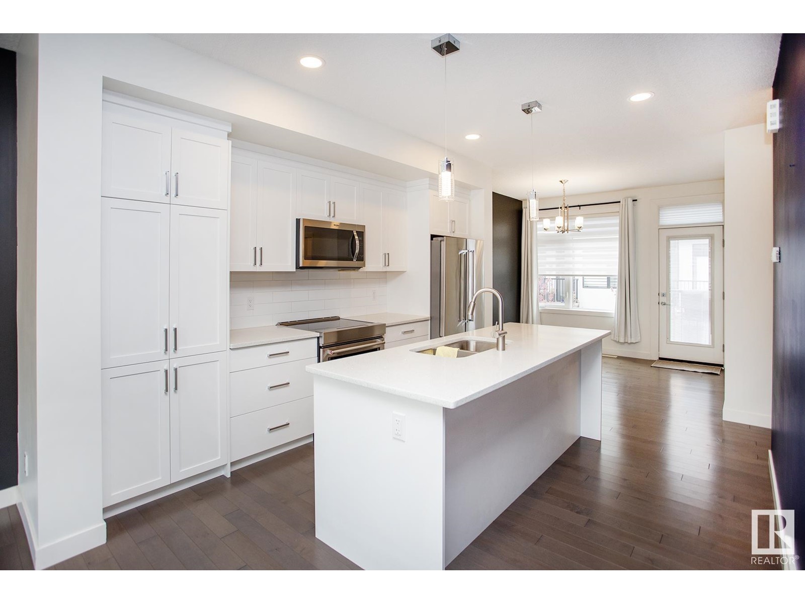 #3 15530 90 Av Nw, Edmonton, Alberta  T5R 1Y7 - Photo 3 - E4437326
