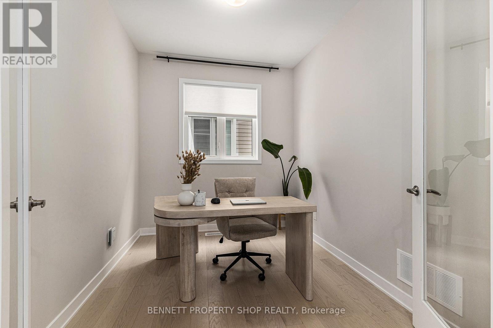 639 Terrier Circle, Ottawa, Ontario  K0A 2Z0 - Photo 23 - X12033329
