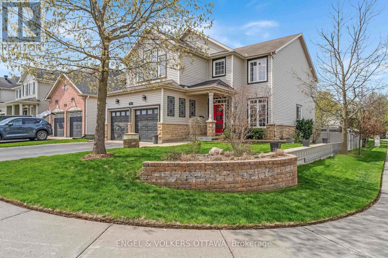 341 Shadehill Crescent, Ottawa, Ontario  K2J 0L6 - Photo 3 - X12157700