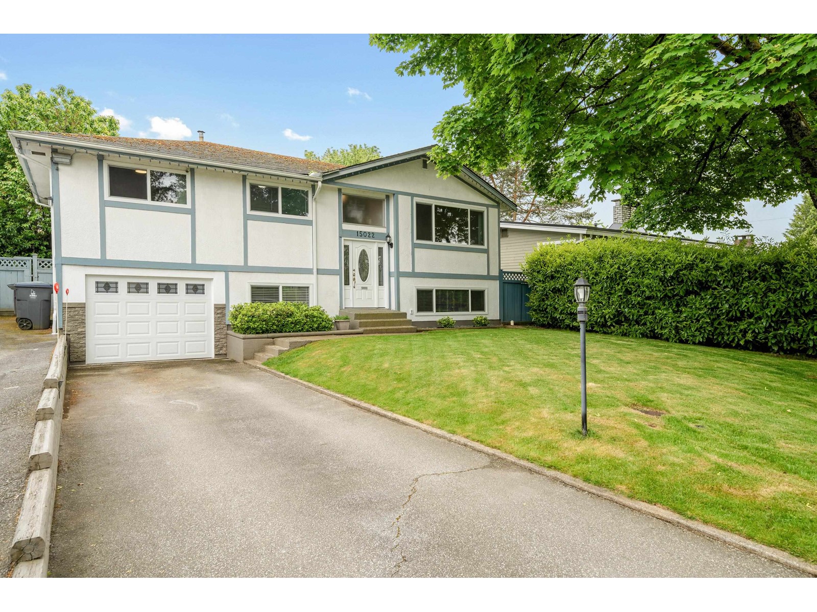 15022 SWALLOW DRIVE, surrey, British Columbia
