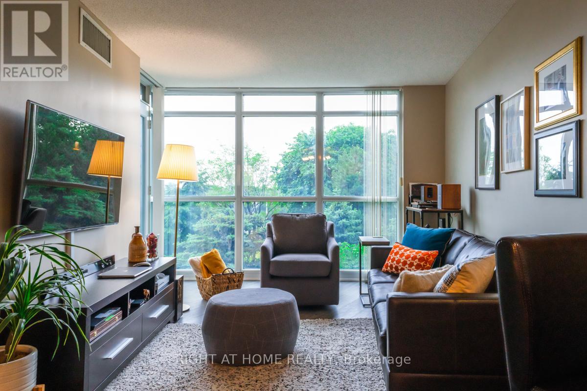 305 - 30 Harrison Garden Boulevard, Toronto, Ontario  M2N 7A9 - Photo 4 - C12157503
