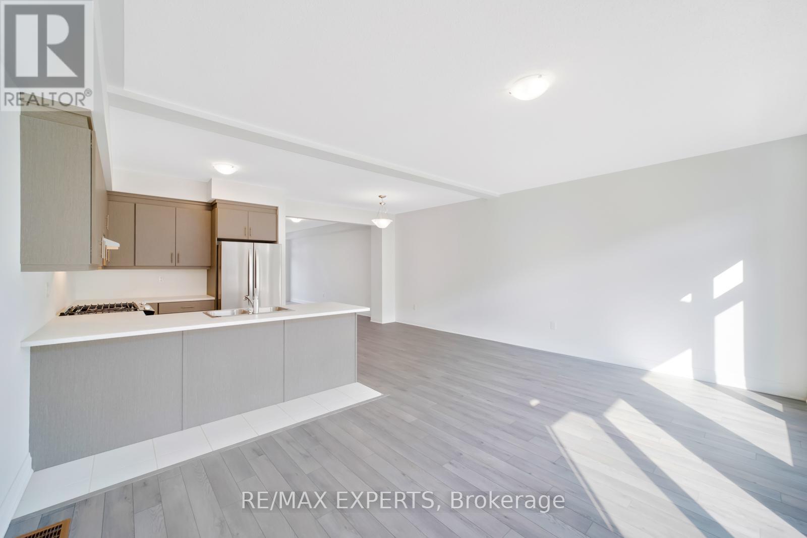 793 Conlin Road E, Oshawa, Ontario  L1K 3G4 - Photo 4 - E12152403