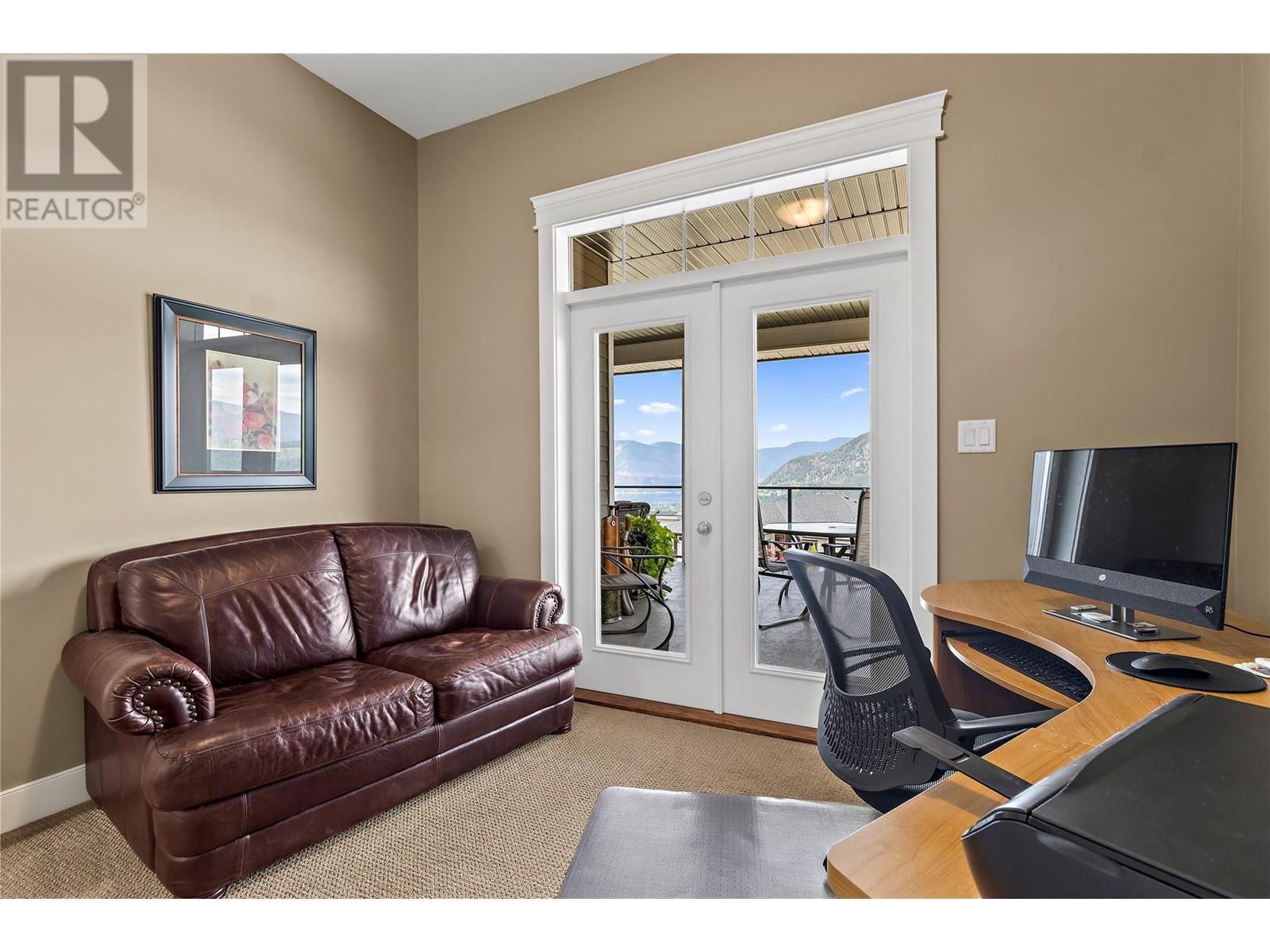 Property at 2582 St. Andrews Street image 3