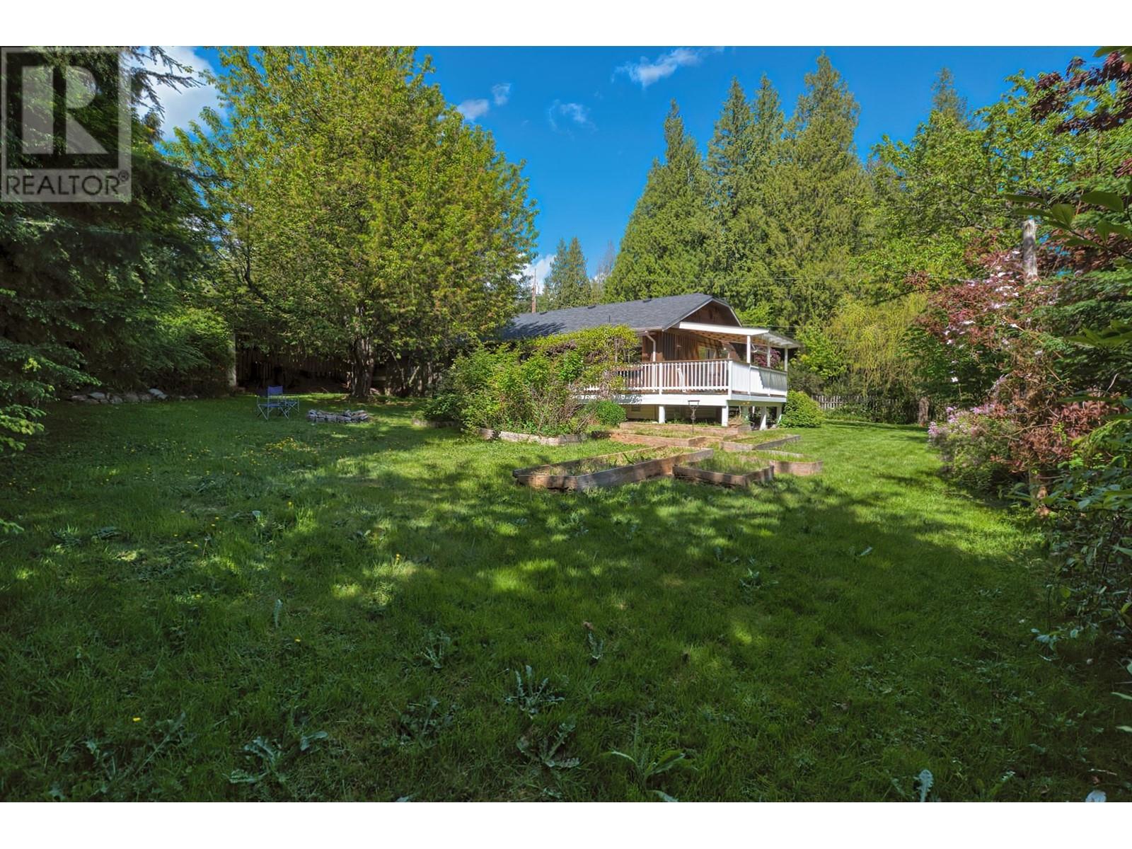 91 CLARK ROAD, Gibsons, British Columbia