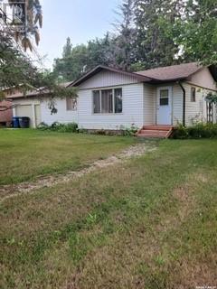 404 Second Avenue, Spy Hill, Saskatchewan  S0A 3W0 - Photo 1 - SK006392