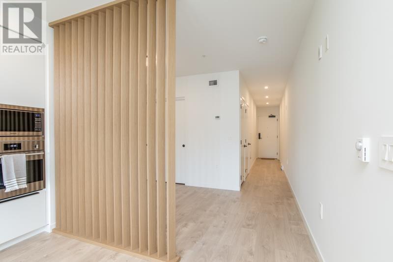 Listing Picture 6 of 25 : 210 2520 GUELPH STREET, Vancouver / 溫哥華 - 魯藝地產 Yvonne Lu Group - MLS Medallion Club Member