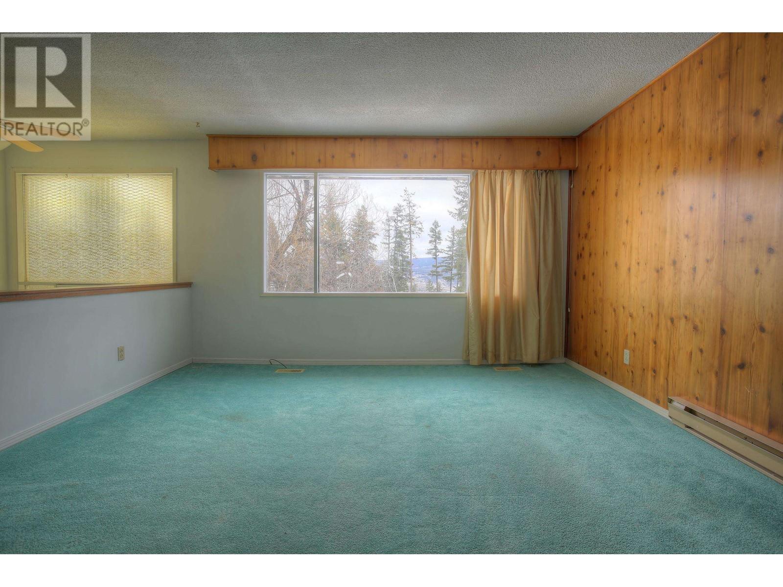 Property at 217 MOUNTVIEW DRIVE image 3